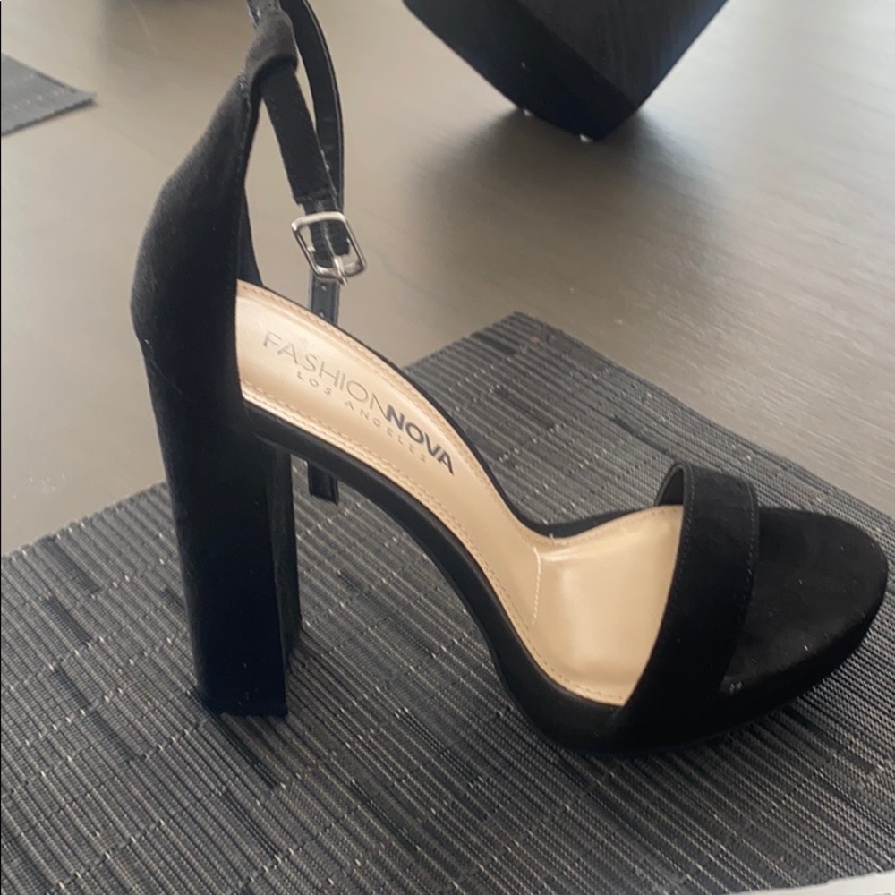 Fashion nova heels